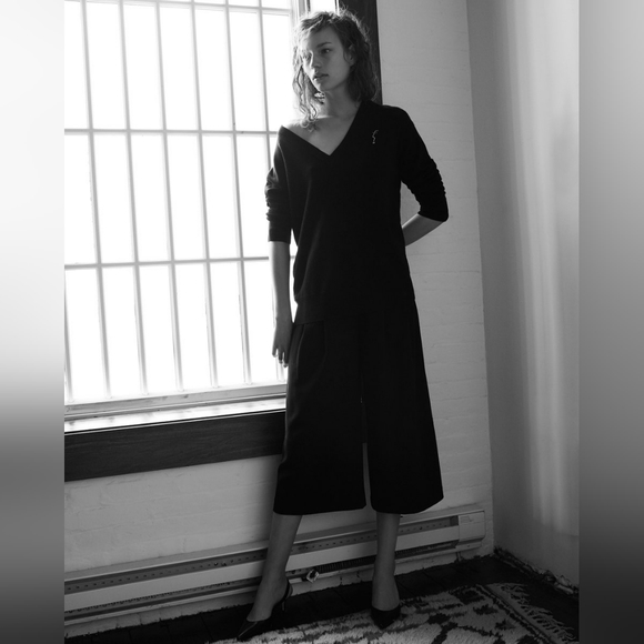 Jason Wu | NWOT V-neck Rib Knit Sweater - Picture 13 of 14